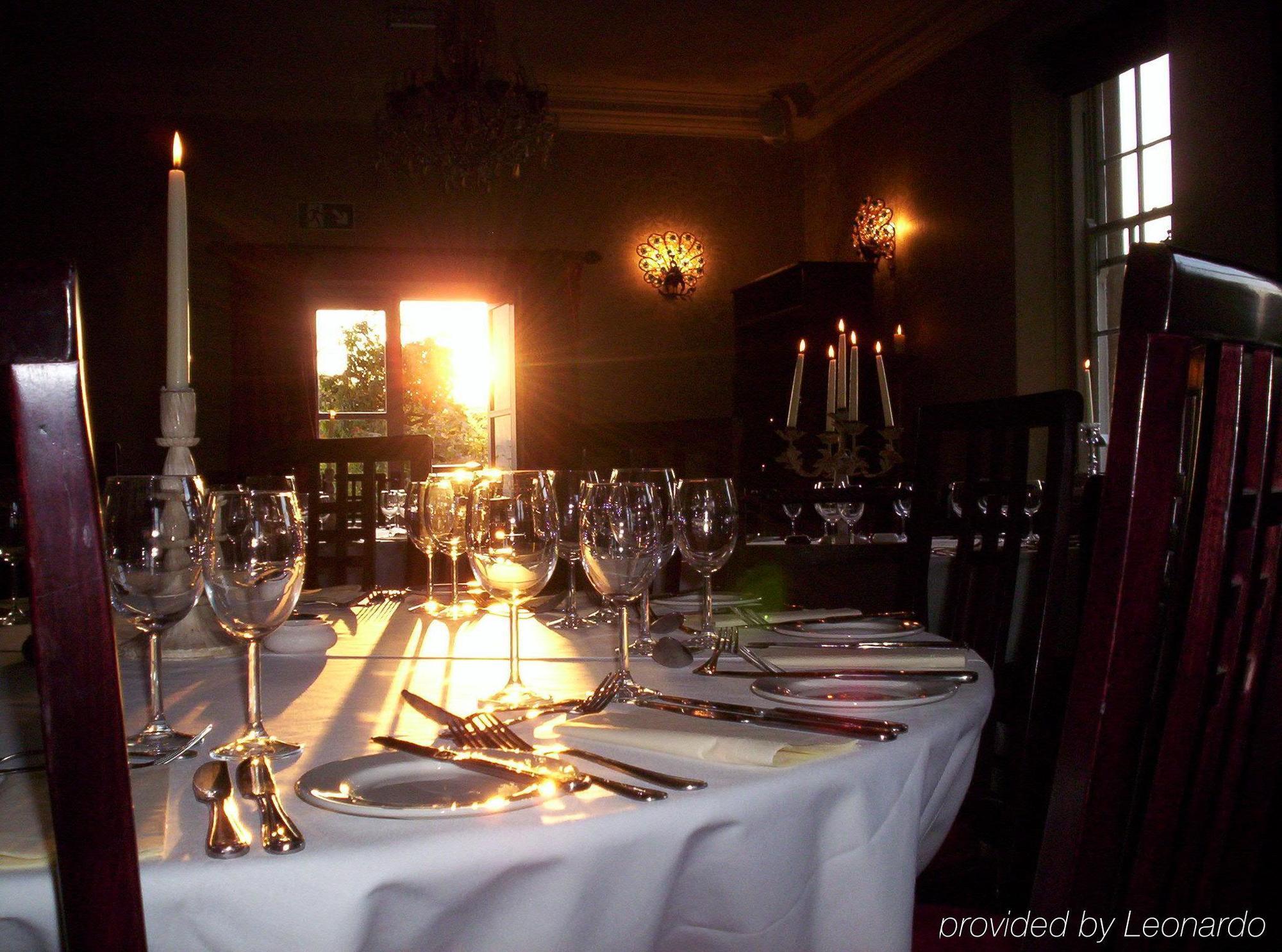 The Longleat Bath Arms Hotel Ресторант снимка