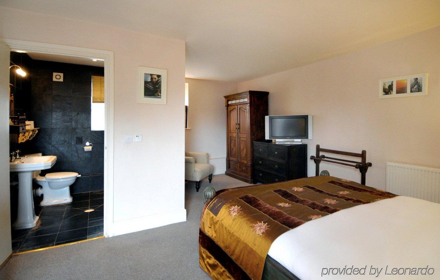 The Longleat Bath Arms Hotel Екстериор снимка